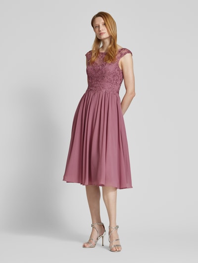 Laona Cocktailkleid mit Spitzenbesatz Rose 1