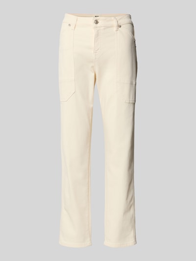 Produktfoto, Slim Fit Hose mit aufgesetzten Taschen Modell 'Iowa' von MAC aus elastischem Baumwoll-Mix in Creme mit Knopf-Reißverschluss und Gesäßtaschen.