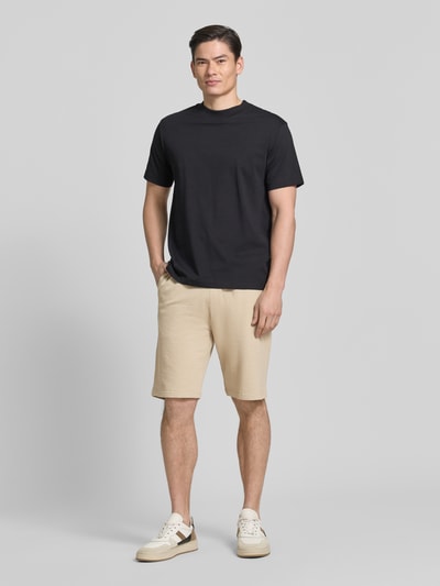 s.Oliver RED LABEL Relaxed Fit Bermudas aus Baumwoll-Mix Modell 'DETROIT' Beige 1
