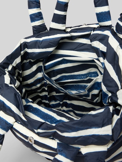 MADS NØRGAARD Shopper mit Label-Patch und Label-Detail Marine 5