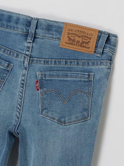 Levi’s® Kids Jeansy o kroju super skinny fit z dodatkiem streczu model ‘710’ Jeansowy niebieski melanż 3