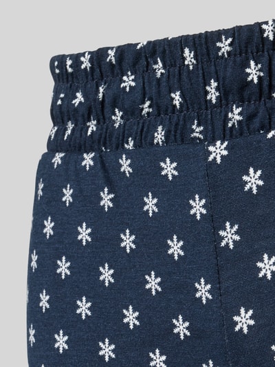 Produktfoto, Pyjama-Hose aus Baumwoll-Modal-Mix von Christian Berg Woman, dunkelblau mit weißem Allover-Muster, elastischer Bund, Detailaufnahme