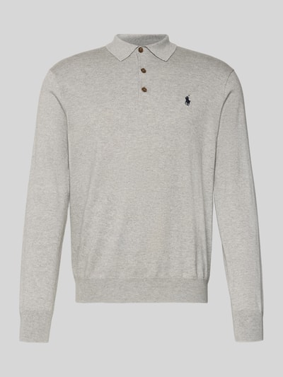 Produktfoto, Regular Fit Poloshirt aus reiner Baumwolle von Polo Ralph Lauren in Hellgrau, unifarben, Feinstrick mit Logo, Polokragen und langen Ärmeln