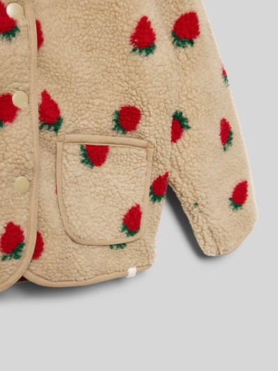Produktfoto, Regular Fit Teddy Fleecejacke mit Allover-Muster Modell 'GHOKY' von Only, beige mit roten und grünen Akzenten, aufgesetzte Tasche, Teddyfleece Textur