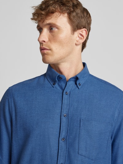 Christian Berg Men Koszula casualowa o kroju regular fit z kołnierzykiem typu button down Granatowy 3