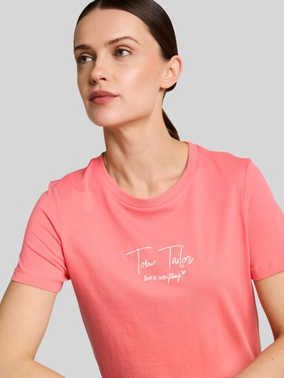 Tom Tailor Regular Fit T-Shirt mit Logo Print Pink 3