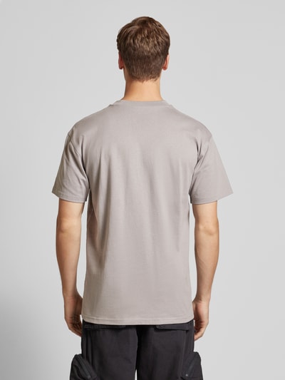 Carhartt Work In Progress T-Shirt mit Label-Stitching Graphit 5