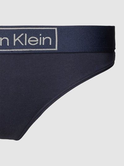 Calvin Klein Underwear String mit Label-Stitching Marine 2