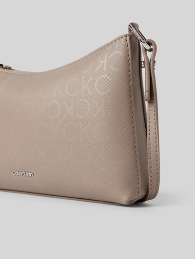 CK Calvin Klein Handtasche mit Schulterriemen Mittelgrau 3