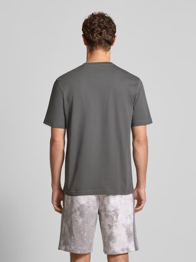 adidas Sportswear T-shirt met labelprint Middengrijs - 5