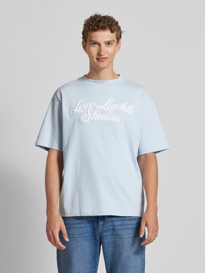 Low Lights Studios Oversized T-Shirt mit Logo-Stitching Modell 'SHUTTER' Hellblau 4