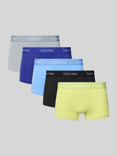 Produktfoto, Low Rise Trunks mit Stretch-Anteil im 5er-Pack von Calvin Klein Underwear im Baumwoll-Elasthan-Mix, verschiedene Farben, eng anliegende Passform, elastischer Logo-Bund.