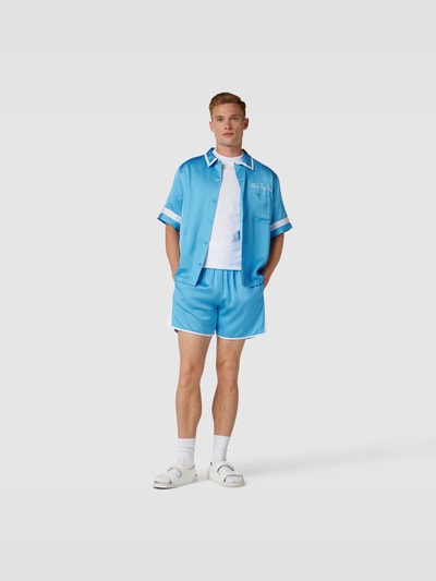 Blue Sky Inn Shorts mit Kontraststreifen Hellblau 1