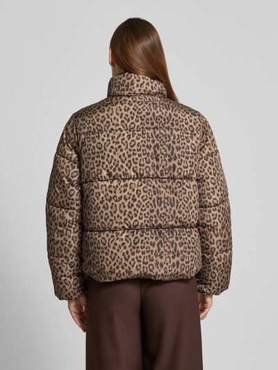 Vero Moda Regular fit gewatteerd jack met all-over motief, model 'PARDA' Zand - 5