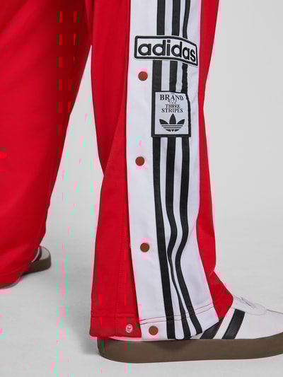 adidas Originals Trainingsbroek met drukknopen opzij en elastische band Rood - 3