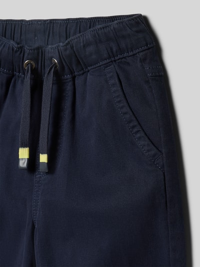 Produktfoto, Slim Fit Chino aus Baumwoll-Mix von s.Oliver RED LABEL, granatowy kolor, krój slim fit, materiał bawełniany, kieszenie boczne