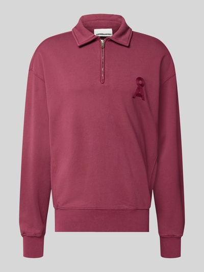 Produktfoto, Relaxed Fit Troyer aus reiner Baumwolle Modell 'ICONIC Å GMT' von ARMEDANGELS in Dunkelrot mit glatter Textur und Reißverschluss. Herren Troyer von ARMEDANGELS.