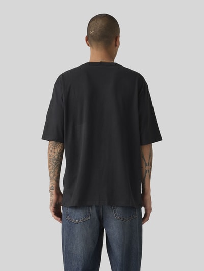 Levi's® T-shirty o kroju loose fit z czystej bawełny Czarny 5