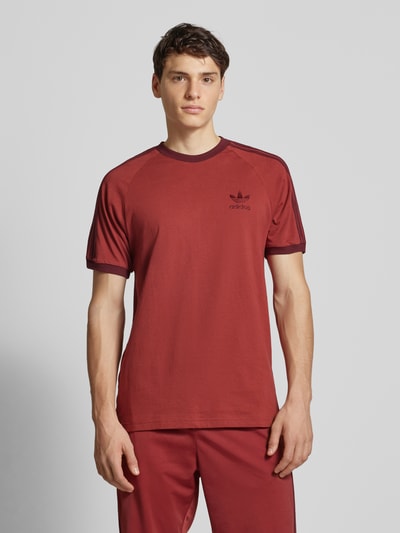 adidas Originals T-shirt met labelstitching Donkerrood - 4