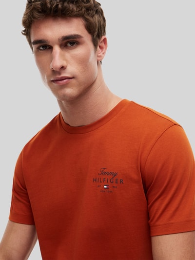 Tommy Hilfiger Regular Fit T-Shirt aus reiner Baumwolle Terra 3