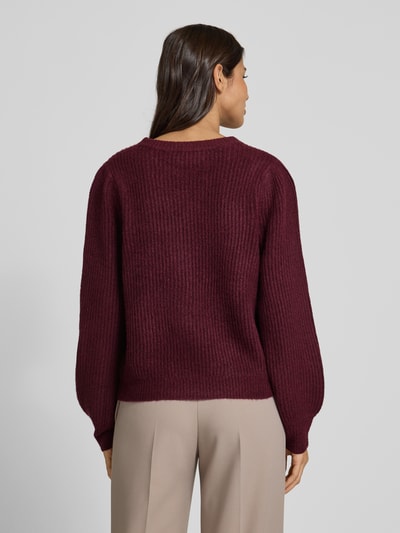 mbyM Sweter z dzianiny z okrągłym dekoltem model ‘Farrell’ Lawendowy 5