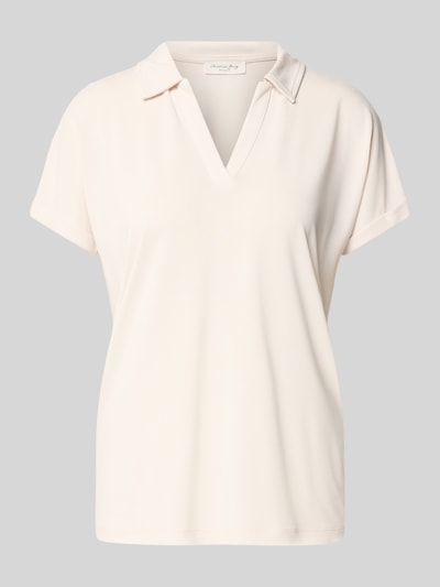 Produktfoto, Regular Fit Poloshirt aus Modal-Mix von Christian Berg Woman, krój regular fit, mieszanka modalu, dekolt w serek, rękawy z zakładką, długość tyłu w rozmiarze S: 46 cm, kolor jasny, gładka faktura