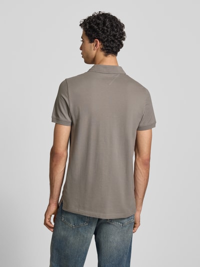 Tommy Jeans Regular Fit Poloshirt Modell 'TJM SLIM PLACKET POLO EXT' Hellgrau 5