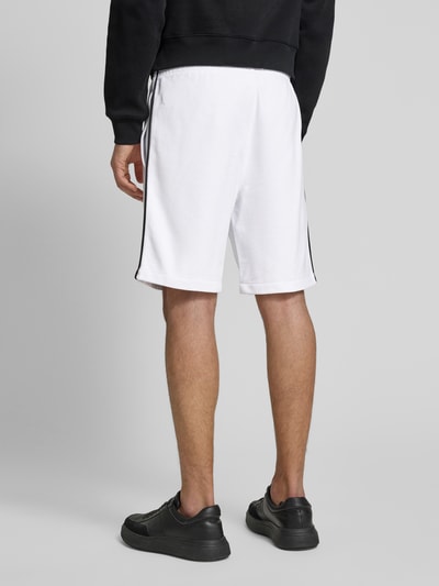Lacoste Regular Fit Sweatshorts mit Galonstreifen Weiss 5