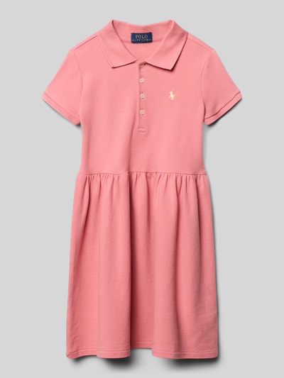 Produktfoto, Polokleid aus Baumwollmix mit Labelstitching von Polo Ralph Lauren Kids in Optik: Unifarben, Passform: Tailliert, Ärmelform: Kurzarm, Materialverarbeitung: Piqué, rosa Farbe, glatte Struktur, dezente Label-Stitching-Applikation.