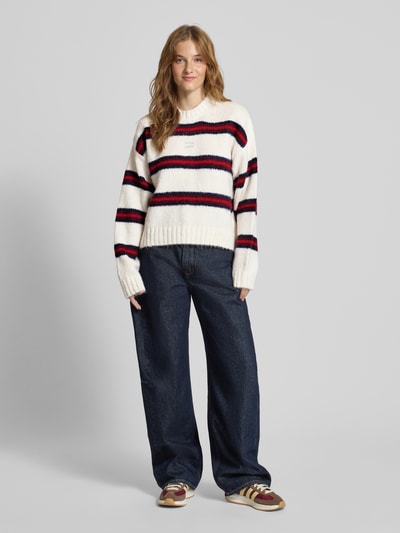 Tommy Jeans Regular Fit Strickpullover mit Alpaka-Anteil Ecru 1