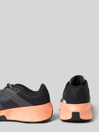 Produktfoto, Herren Sneaker mit Abgerundete-Spitze, Schnürung, Modell 'City Response' von Nike, Logo, Absatzhöhe: 5 cm, Schafthöhe: 5 cm, Schaftweite: 6 cm, Schwarz mit orangefarbenem Absatz, strukturierte Oberfläche