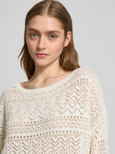 Review Strickpullover mit Lochmuster Offwhite 3