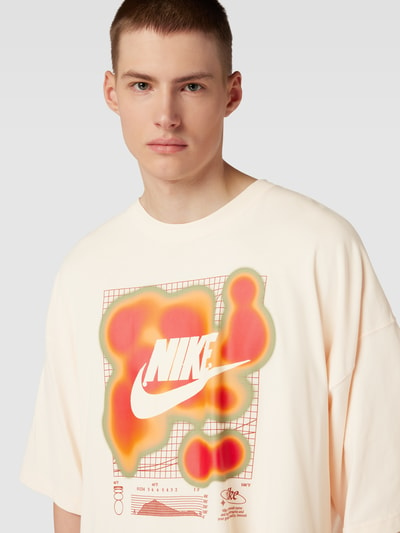 Nike T-shirt met labelprint Abrikoos - 3