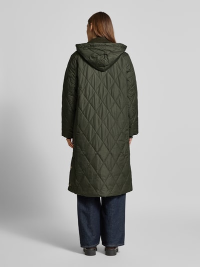Barbour Regular Fit Steppmantel mit abnehmbarer Kapuze Modell 'MEREDITH' Oliv 5