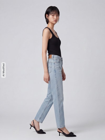 Levi's® 300 Loose Fit Jeans aus reiner Baumwolle Modell 'LOOSE TAPER H2 26' Hellblau 1