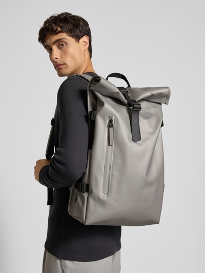 RAINS Rucksack mit Tragehenkel Mittelgrau 1