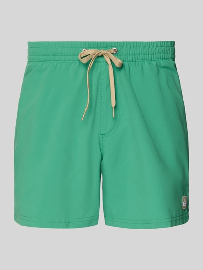 Produktfoto, grüne Regular Fit Badehose mit Logo-Patch Modell 'Everyday' von Quiksilver, elastischer Bund mit Tunnelzug, für Herren