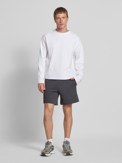 CHAMPION Relaxed fit sweatshorts met logobadge, model 'Sustainable' Antraciet - 1