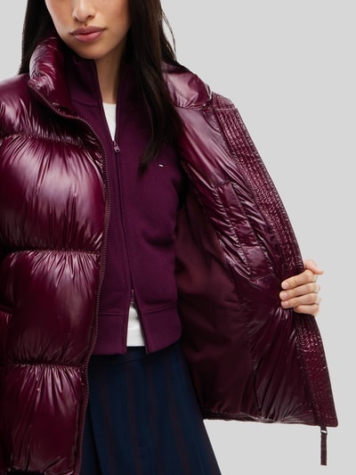 Tommy Jeans Regular Fit Steppjacke mit Label Stitching Bordeaux 6