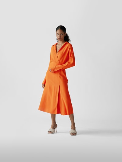 Victoria Beckham Maxikleid mit Umlegekragen Orange 1