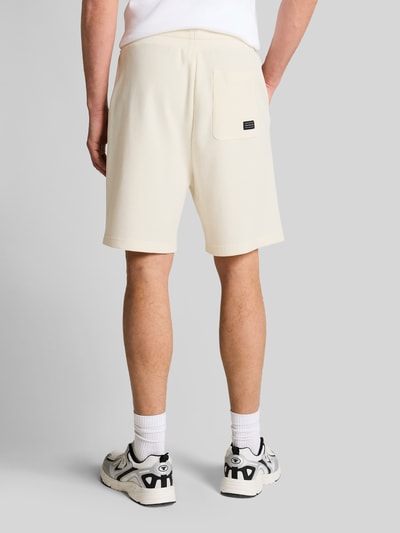 Tom Tailor Denim Regular Fit Sweatshorts aus Baumwoll-Mix Offwhite 5