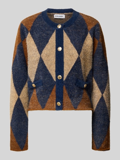 Produktfoto, Regular Fit Jacke in Strick-Optik von MORE & MORE, braune und blaue Rauten, goldene Knöpfe, Rundhalsausschnitt, aufgesetzte Taschen, strukturierte Textur