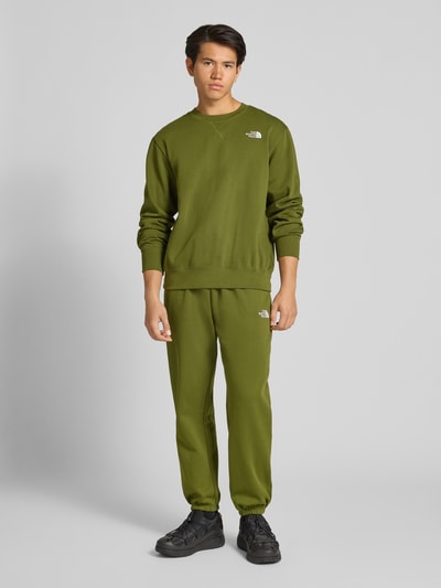 The North Face Sweatshirt met labelstitching Olijfgroen - 1