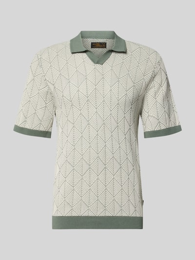 Produktfoto, Slim Fit Poloshirt in Strick-Optik Modell 'Blake' von Jack & Jones Premium in Beige mit grünen Akzenten, reine Baumwolle, kurzärmelig, geometrisches Muster, Rückenlänge 72 cm bei Größe M.