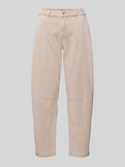 Produktfoto, beige Jeans mit Gesäßtaschen von Buena Vista, lockerer Schnitt, französische Eingrifftaschen, fein strukturierte Oberfläche