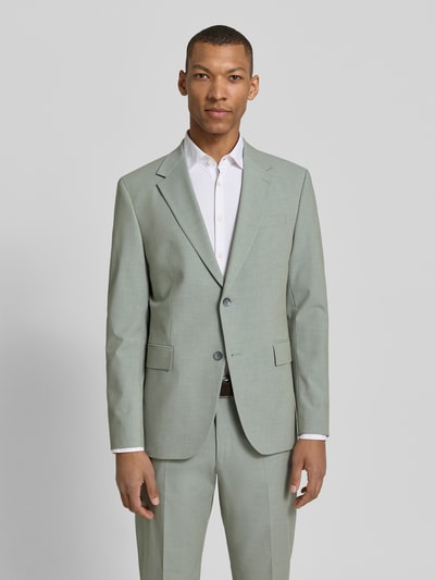 Męski model nosi Slim Fit Anzugsakko mit Pattentaschen Modell 'AIDAN3' od Strellson, melange, krój slim fit, jasnoszary, z podwójnym rozcięciem, długie rękawy, dekoracyjne guziki, kieszeń na piersi i kieszenie z patką, widok całej sylwetki z przodu.
