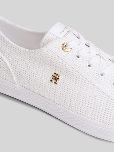 Tommy Hilfiger Sneakersy w niskim kroju w imitacji dzianiny z aplikacją z logo Biały 4