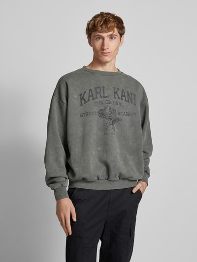 KARL KANI Sweatshirt met labelprint, model 'Kani Street Academy' Zwart - 4