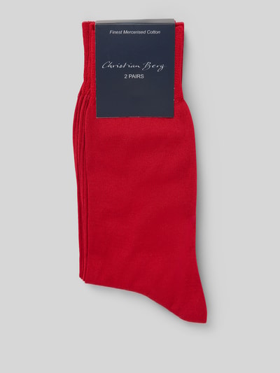 Produktfoto, Socken mit Label-Print im 2er-Pack von Christian Berg Men in Rot, Baumwoll-Mix, gerippter Abschluss, körpernaher Schnitt, neutraler Hintergrund.