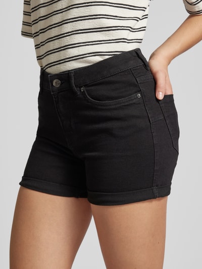 Vero Moda Jeansshorts mit Eingrifftaschen Modell 'LUNA' Black 3